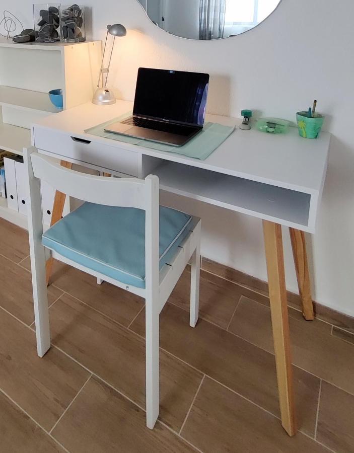 Apartamento Shades Of Blue With Ocean View - Fast Wifi Porches  Exterior foto