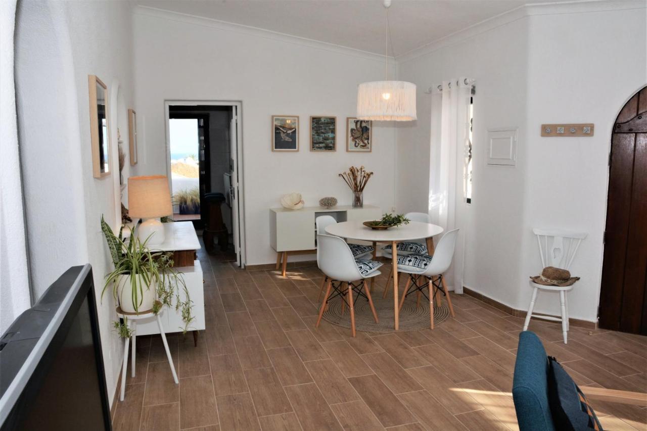 Apartamento Shades Of Blue With Ocean View - Fast Wifi Porches  Exterior foto
